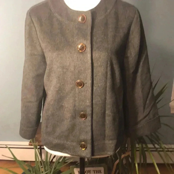 J. McLaughlin Wool/Cashmere Blend Cropped Coat. Size 8 - Picture 1 of 7